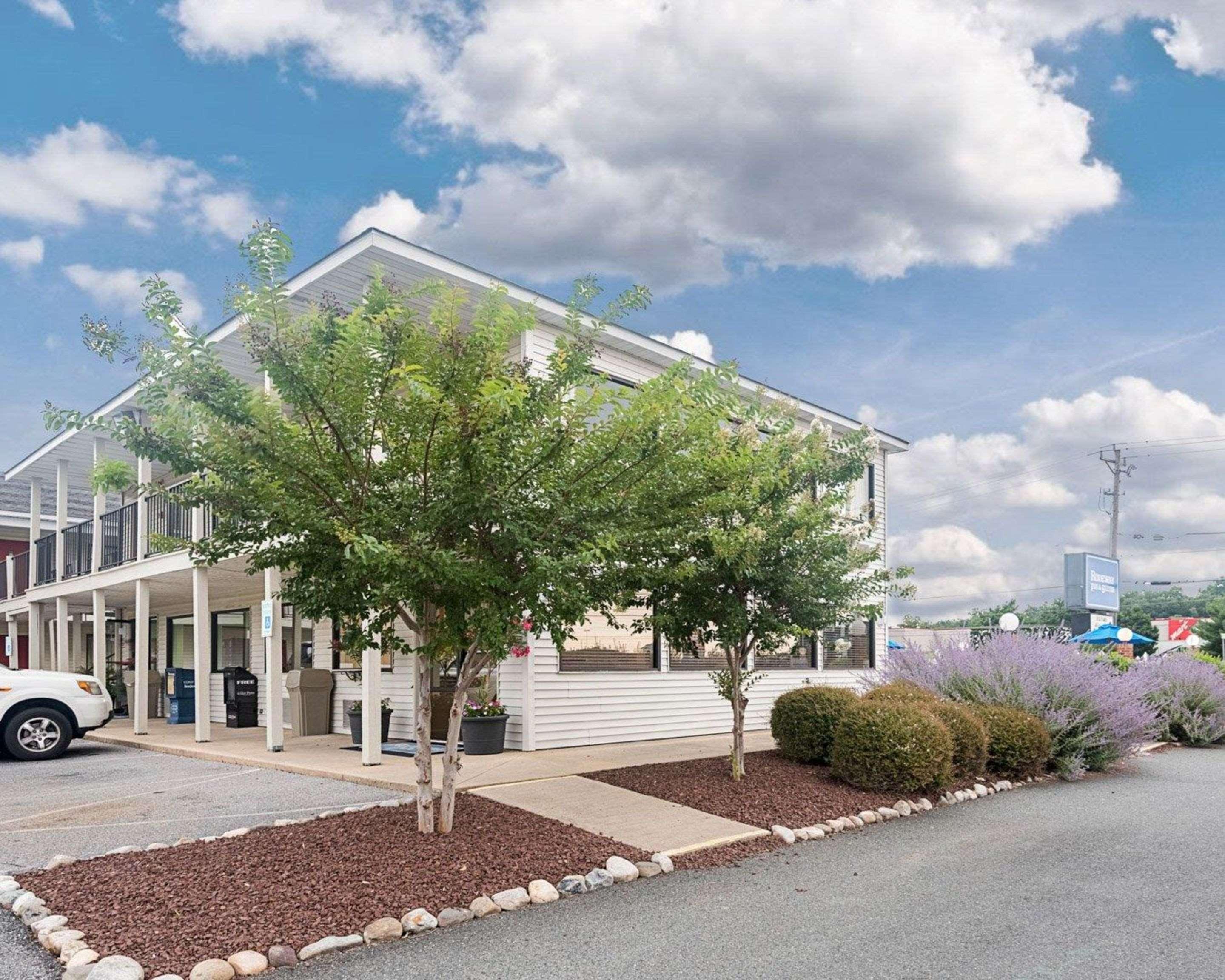 Rodeway Inn & Suites Rehoboth Beach Exterior photo