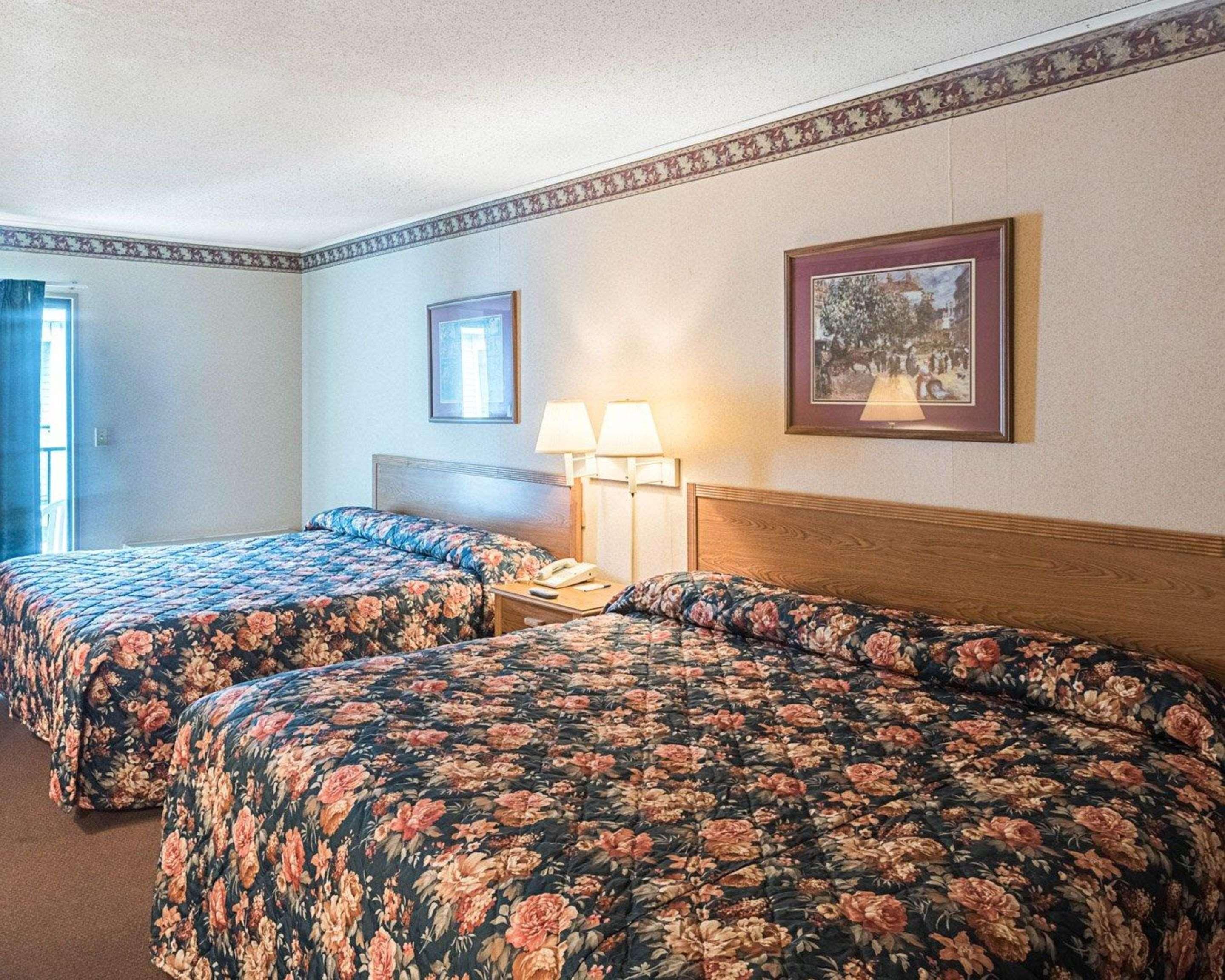 Rodeway Inn & Suites Rehoboth Beach Exterior photo