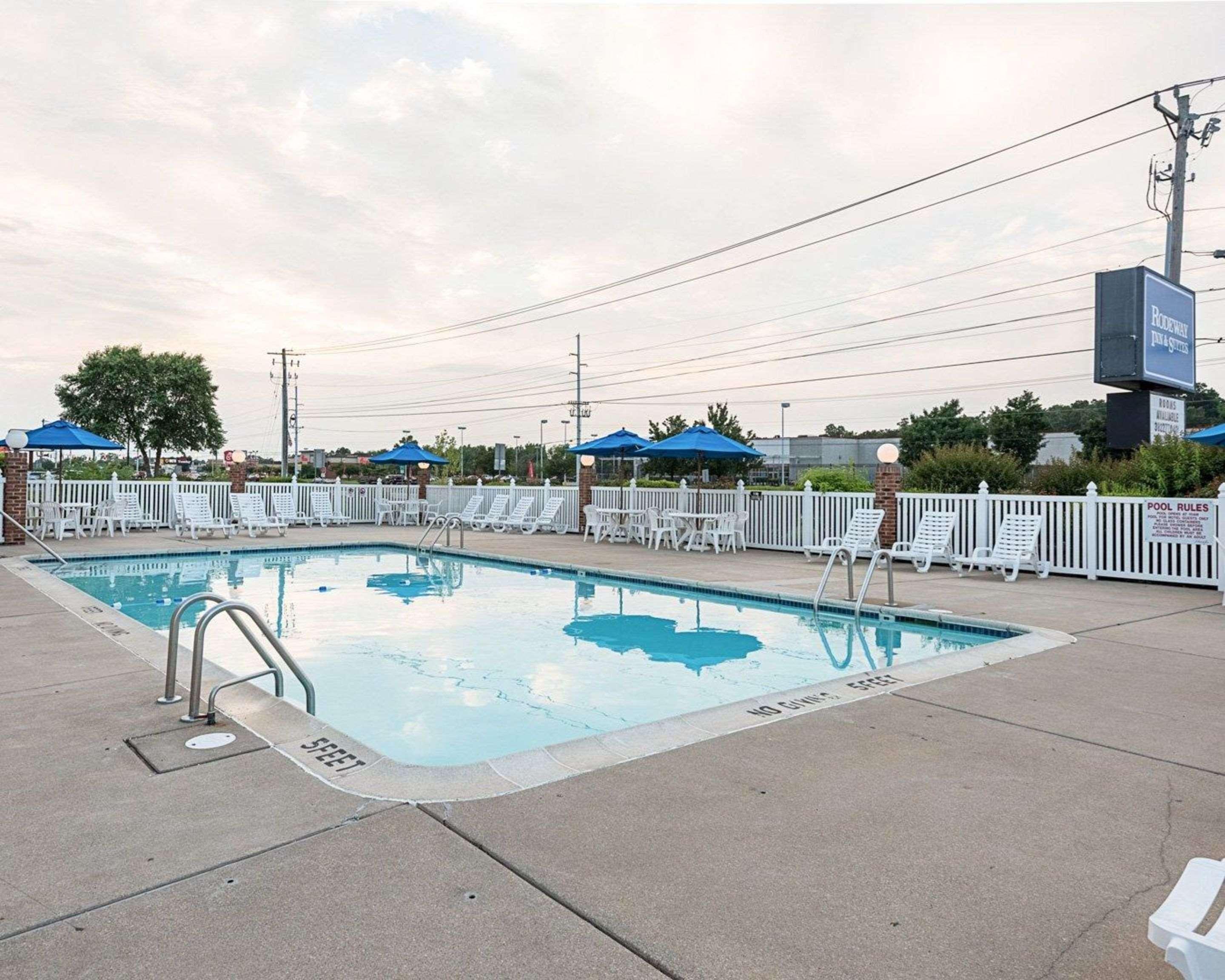 Rodeway Inn & Suites Rehoboth Beach Exterior photo
