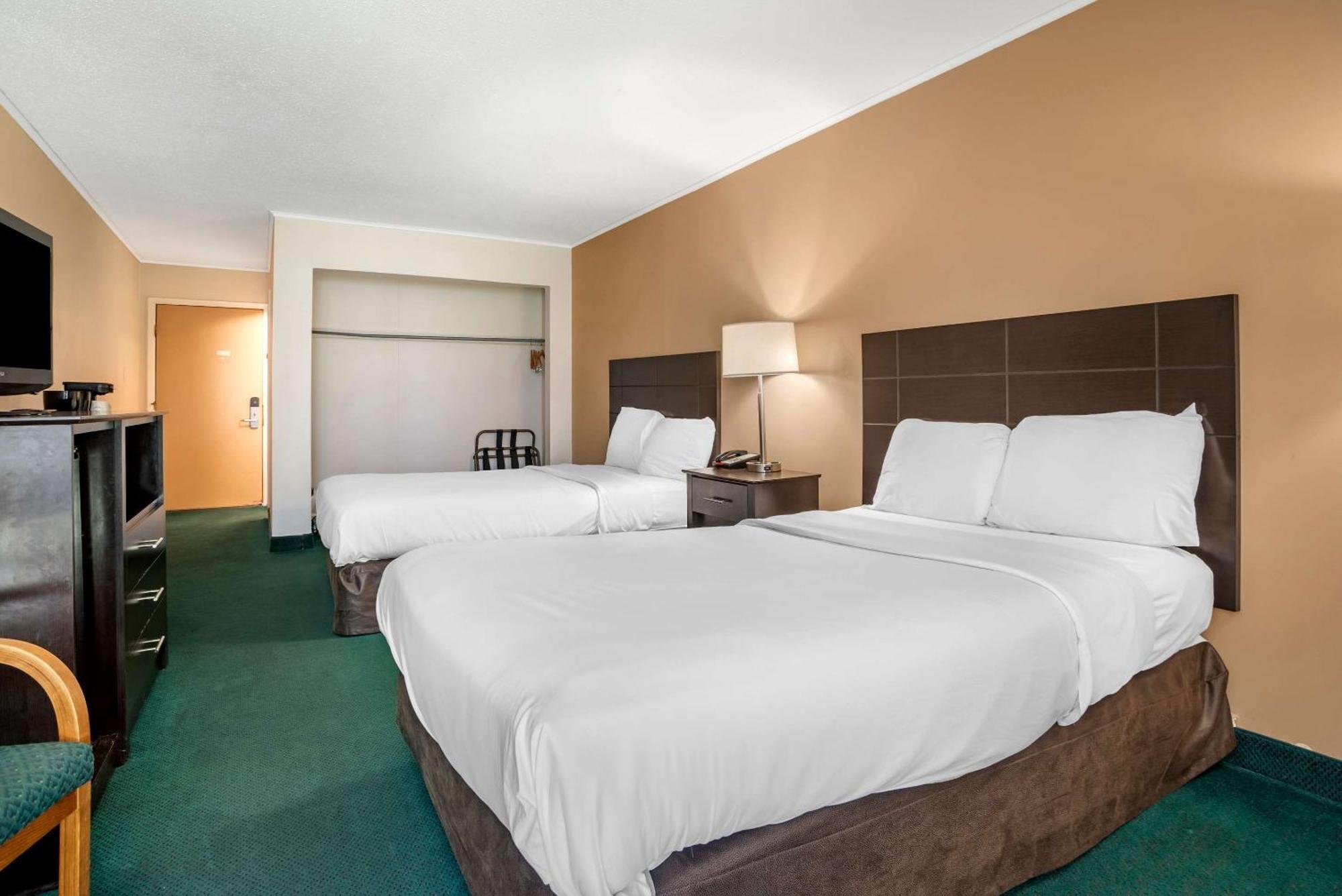 Rodeway Inn & Suites Rehoboth Beach Exterior photo
