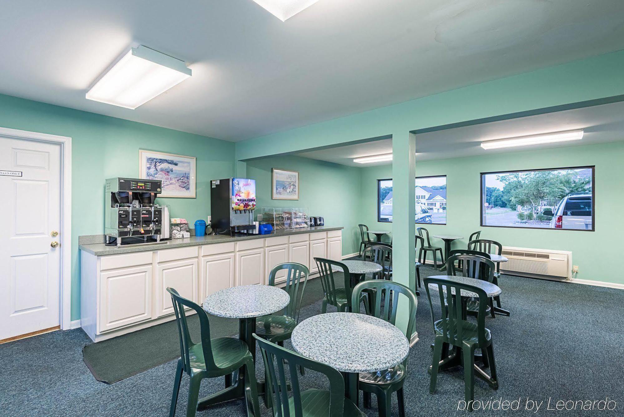 Rodeway Inn & Suites Rehoboth Beach Exterior photo